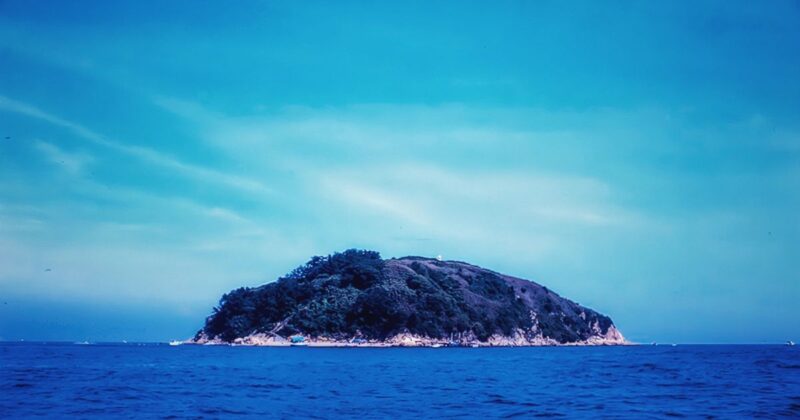 播州高砂沖の神島
